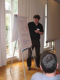 Philipp Störtzel - beim Vorstellen der Workshop-Ergebnisse