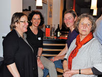 Elisabeth Flegar, Renate Bayer, Dagmar Panzer und Karoline Dimroth - Gesprächsrunden am Abend