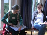 Kinaesthetics-TrainerInnen - im Workshop zum Thema Kinaesthetics-TrainerIn als Beruf