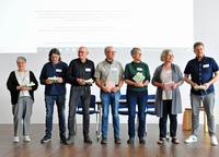 Kinaesthetics Verein Deutschland - Der aktuelle Vorstand des Kinaesthetics Verein Deutschland freut sich über die Geschenke